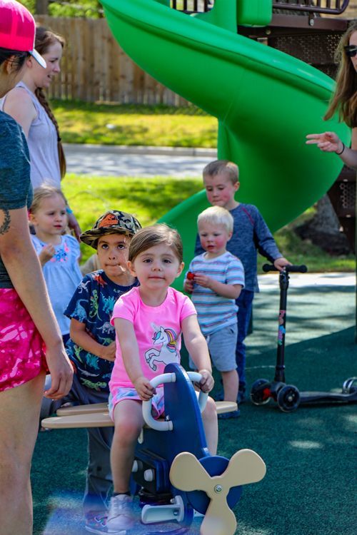 Red Horse Park - Child Horse Riding